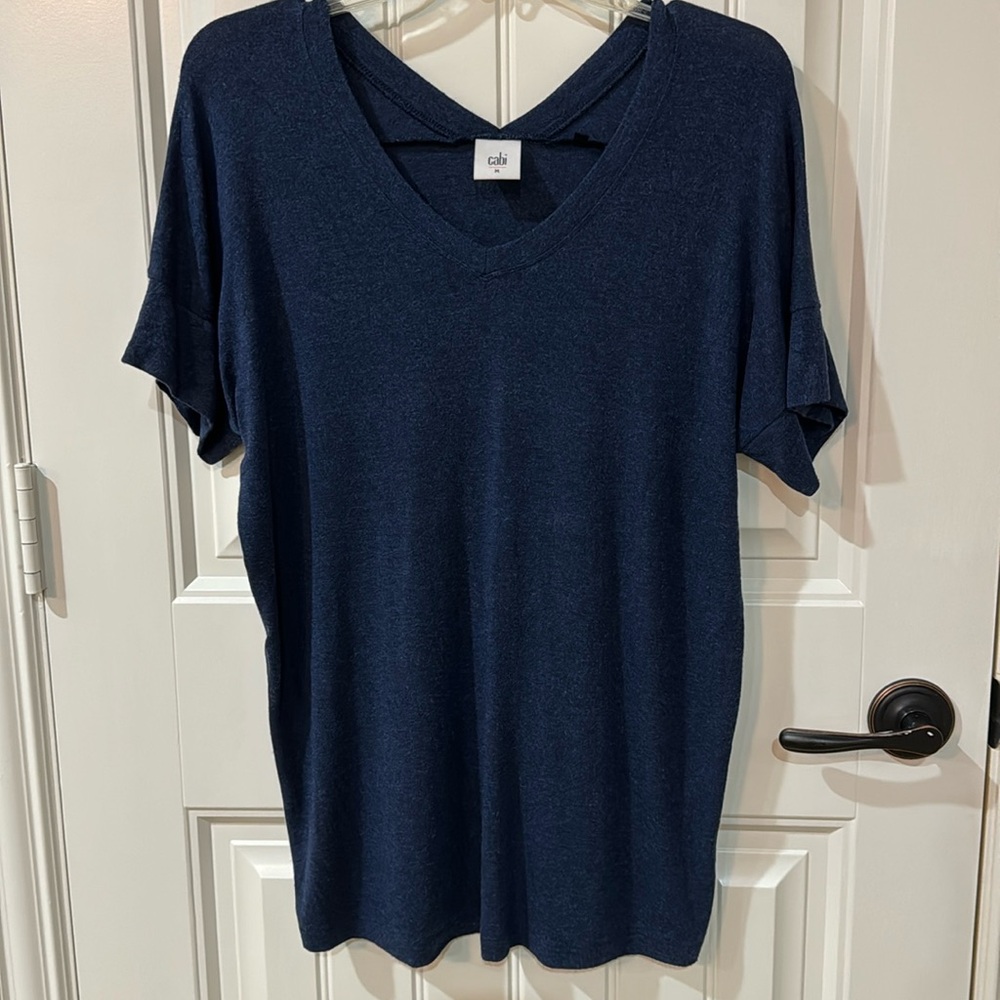CAbi soft, oversized tee shirt. Medium in dark blue.